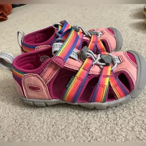 Keen Pink Sandals with rainbow straps - Picture 1 of 6